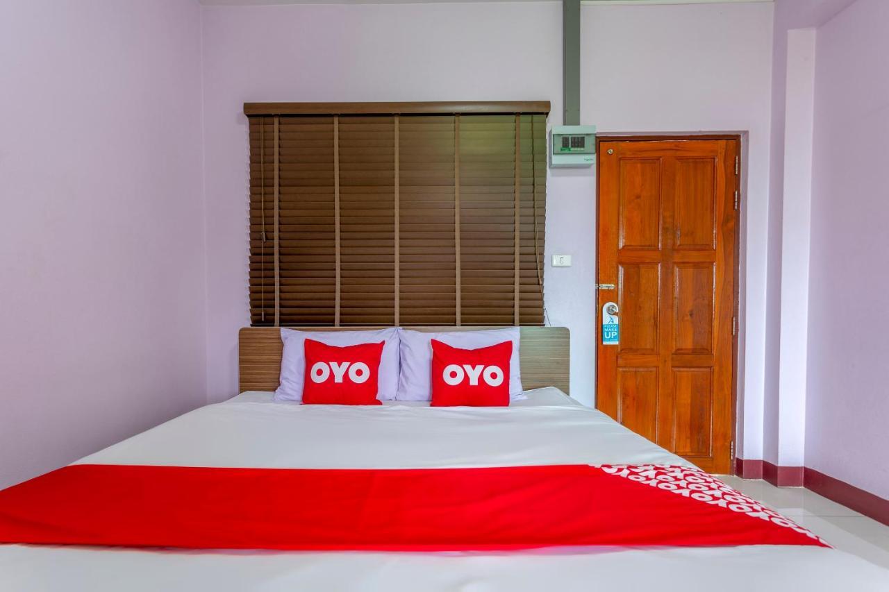 Oyo 1053 Bloom Guest House Čiang Mai Exteriér fotografie