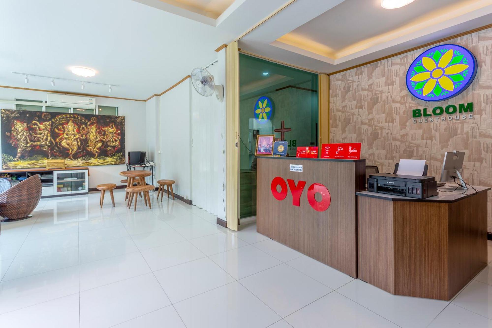 Oyo 1053 Bloom Guest House Čiang Mai Exteriér fotografie