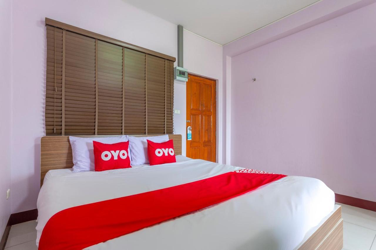 Oyo 1053 Bloom Guest House Čiang Mai Exteriér fotografie